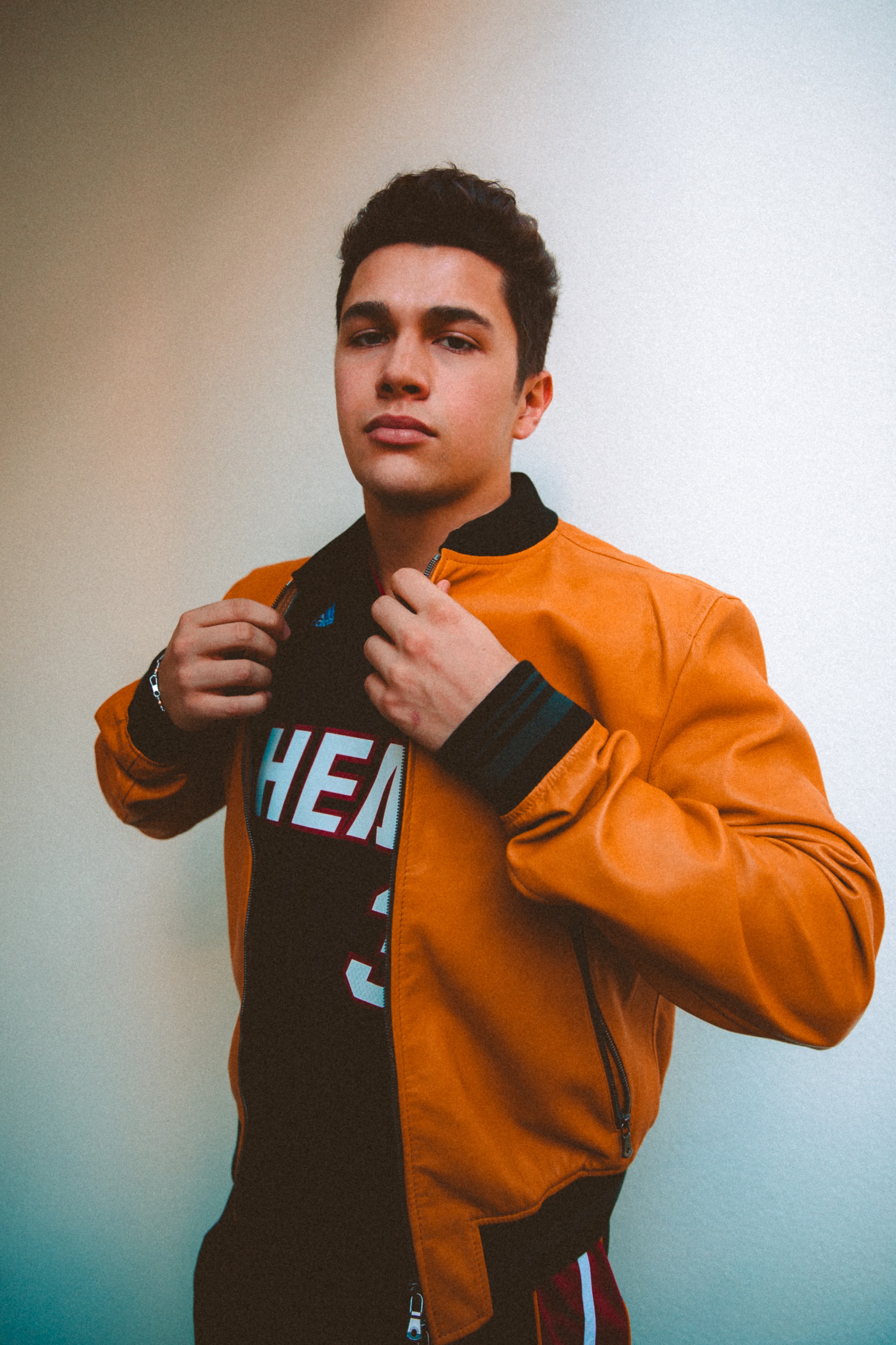 Singer Austin Mahone is Ready to Start His Tour in South Florida - Boca Raton's Most ...2730 x 4096